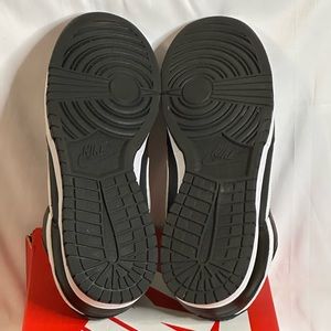 Nike Dunk Low Panda 2.0